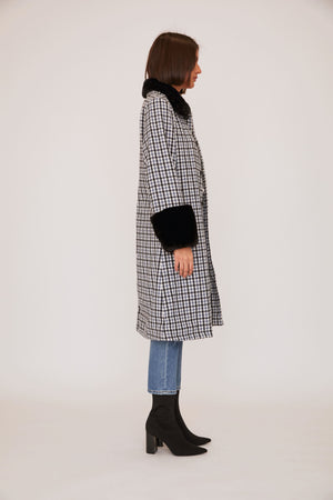 Tila Coat