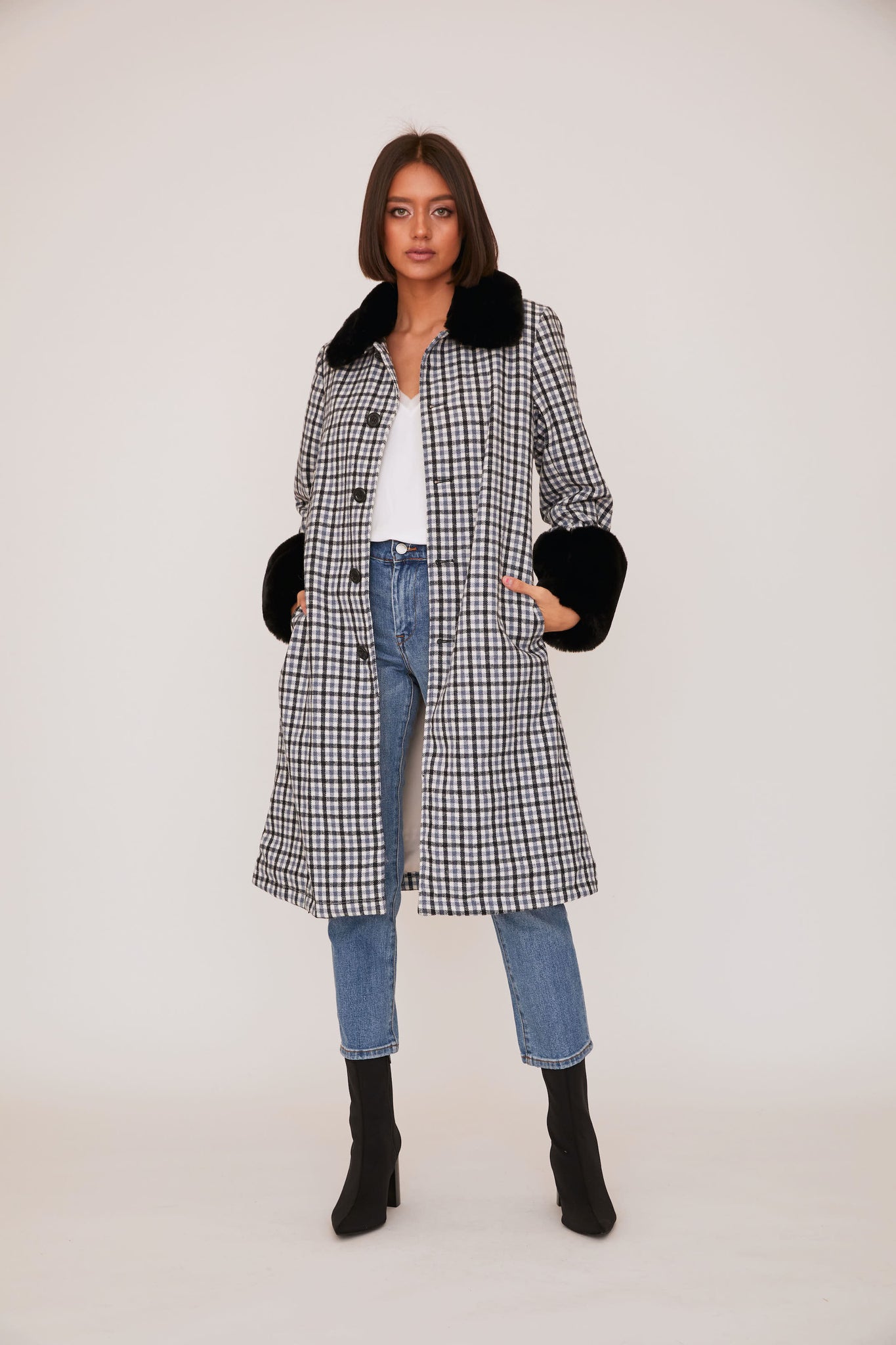 Tila Coat